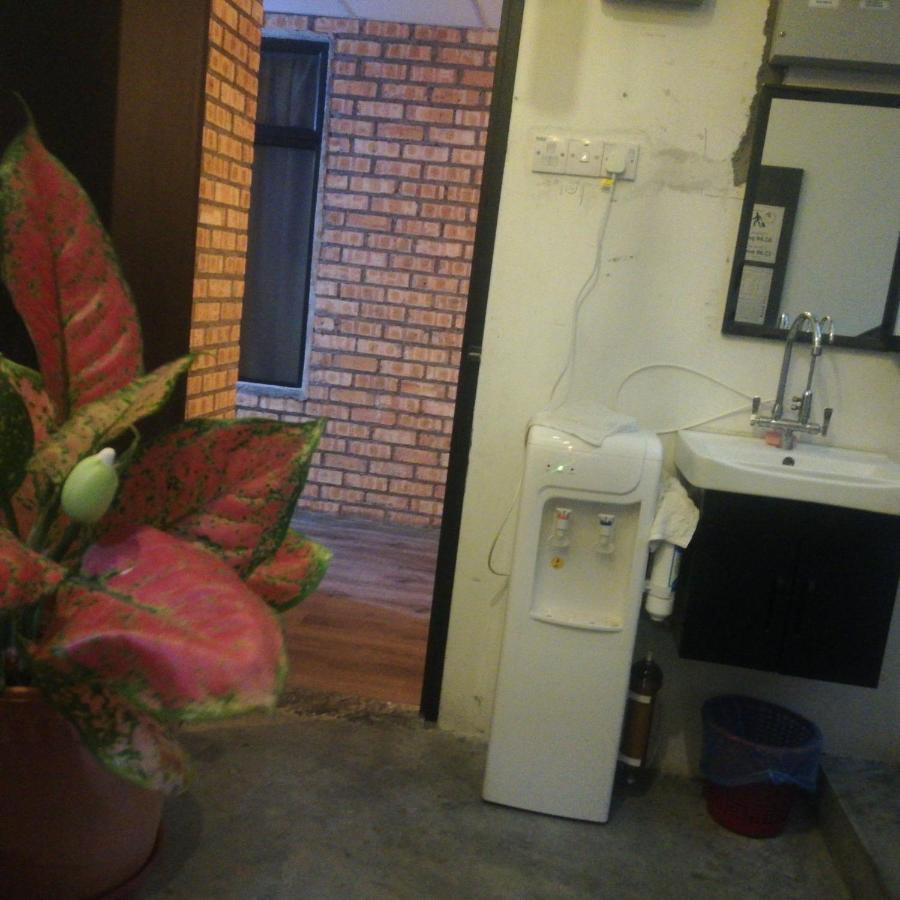 Myera Hostel *